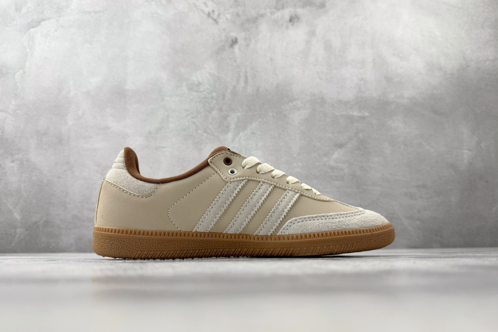 160 出口订单 adidas originals SAMBA T 奇迹棕 KJ7306-Chinese UA Cheap High Quatity Brand Clothes Bags handbags Sneakers wholesale wholesaler seller from China Factory suppliers Fashion Clothing Shoes best Quality Beautiful Price 160 出口订单 adidas originals SAMBA T 奇迹棕 KJ7306