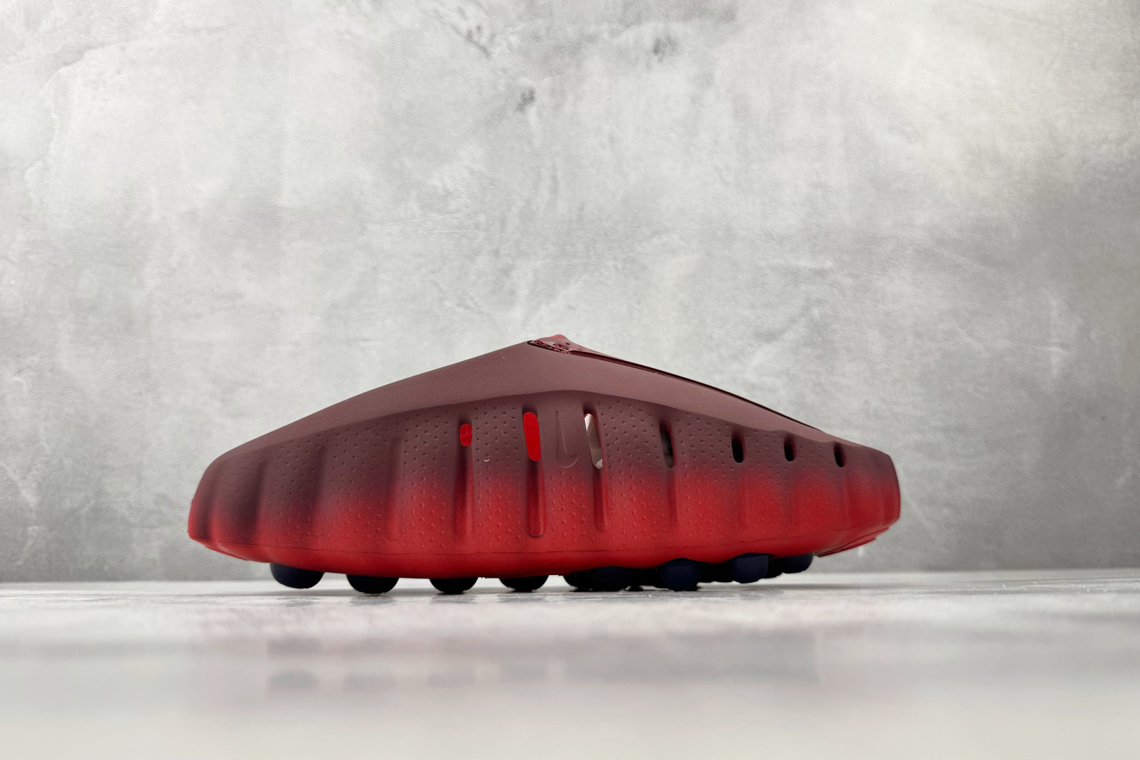 N 版  东南亚订单  Nike Mind 001 深红 货号：HQ4307-601 尺码：36 36.5 37.5 3