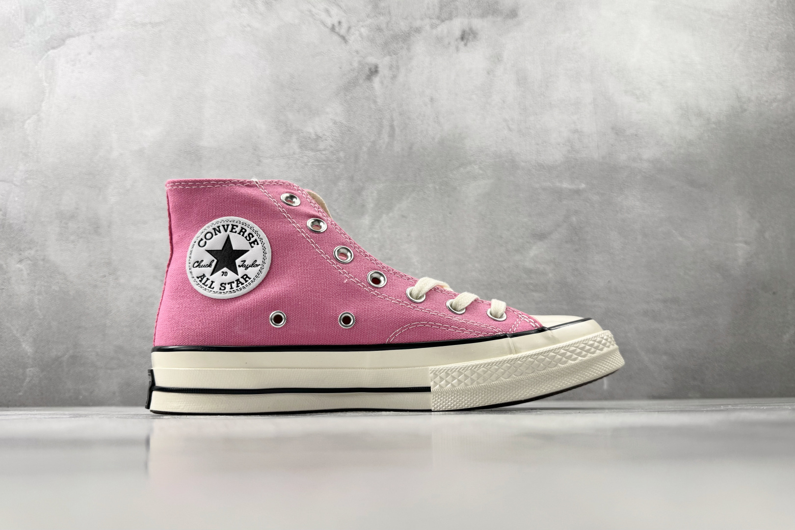 Converse Chuck 70 all star chuck hi 经典常青款 高帮 帆布鞋 男女同款 粉色 164947C-Top High Quatity Cheap Sneakers Fashion Clothing Clothes Bags handbags Shoes of all Brand wholesale With The best Quality And Beautiful Price from China Factory Chinese suppliers wholesaler seller Converse Chuck 70 all star chuck hi 经典常青款 高帮 帆布鞋 男女同款 粉色 164947C