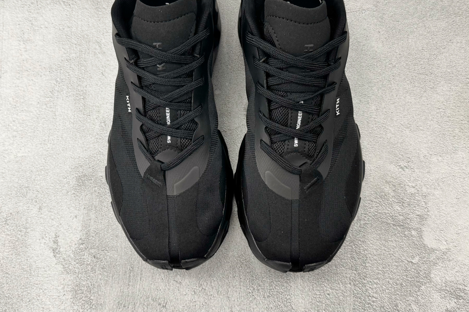 200 On × KITH K-Tech 1 黑色 3WG1070-Chinese UA Cheap High Quatity Brand Clothes Bags handbags Sneakers wholesale wholesaler seller from China Factory suppliers Fashion Clothing Shoes best Quality Beautiful Price 200 On × KITH K-Tech 1 黑色 3WG1070