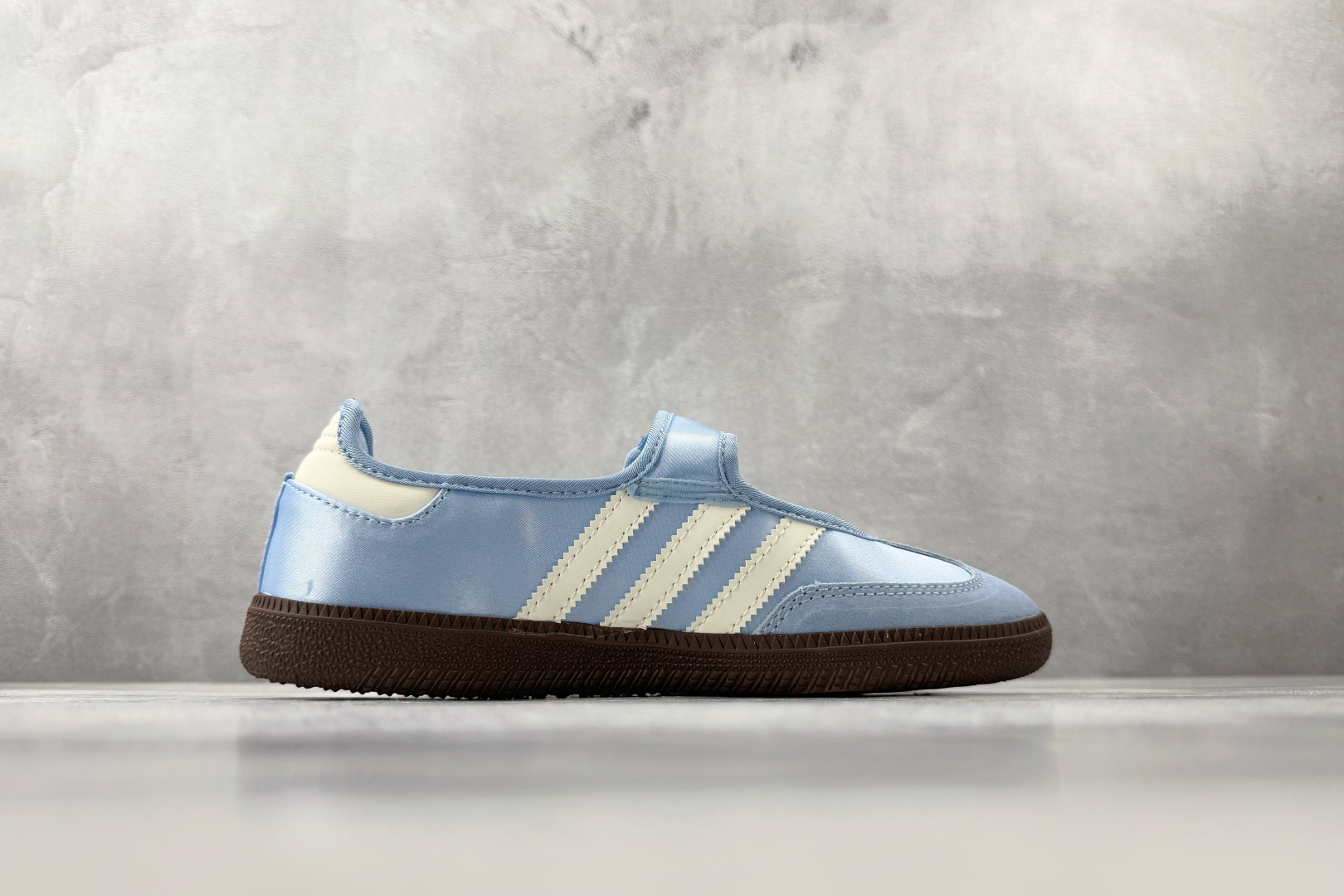 160 出口订单 adidas originals Samba Jane 蓝色 IH9206-Chinese UA Cheap High Quatity Brand Clothes Bags handbags Sneakers wholesale wholesaler seller from China Factory suppliers Fashion Clothing Shoes best Quality Beautiful Price 160 出口订单 adidas originals Samba Jane 蓝色 IH9206