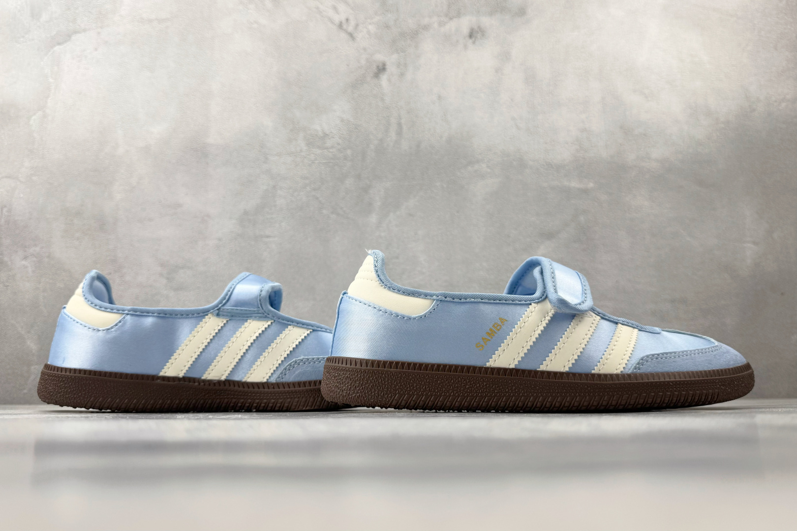 160 出口订单 adidas originals Samba Jane 蓝色 IH9206-Chinese UA Cheap High Quatity Brand Clothes Bags handbags Sneakers wholesale wholesaler seller from China Factory suppliers Fashion Clothing Shoes best Quality Beautiful Price 160 出口订单 adidas originals Samba Jane 蓝色 IH9206