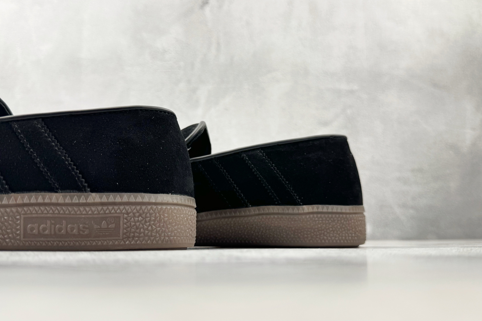 160 出口订单 adidas originals HANDBALL SPEZIAL Loafer 黑色 KJ0641