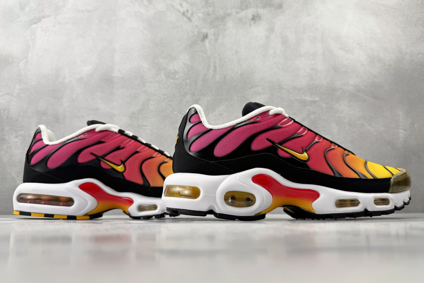 Nike Air Max Plus 黄红 DX0755-600