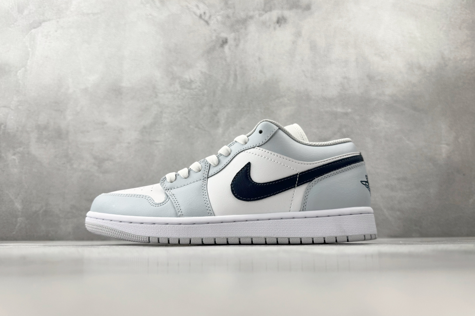 OT纯原 Jordan Air Jordan 1 Low 浅蓝白货号：-400尺码：35.5 36 36