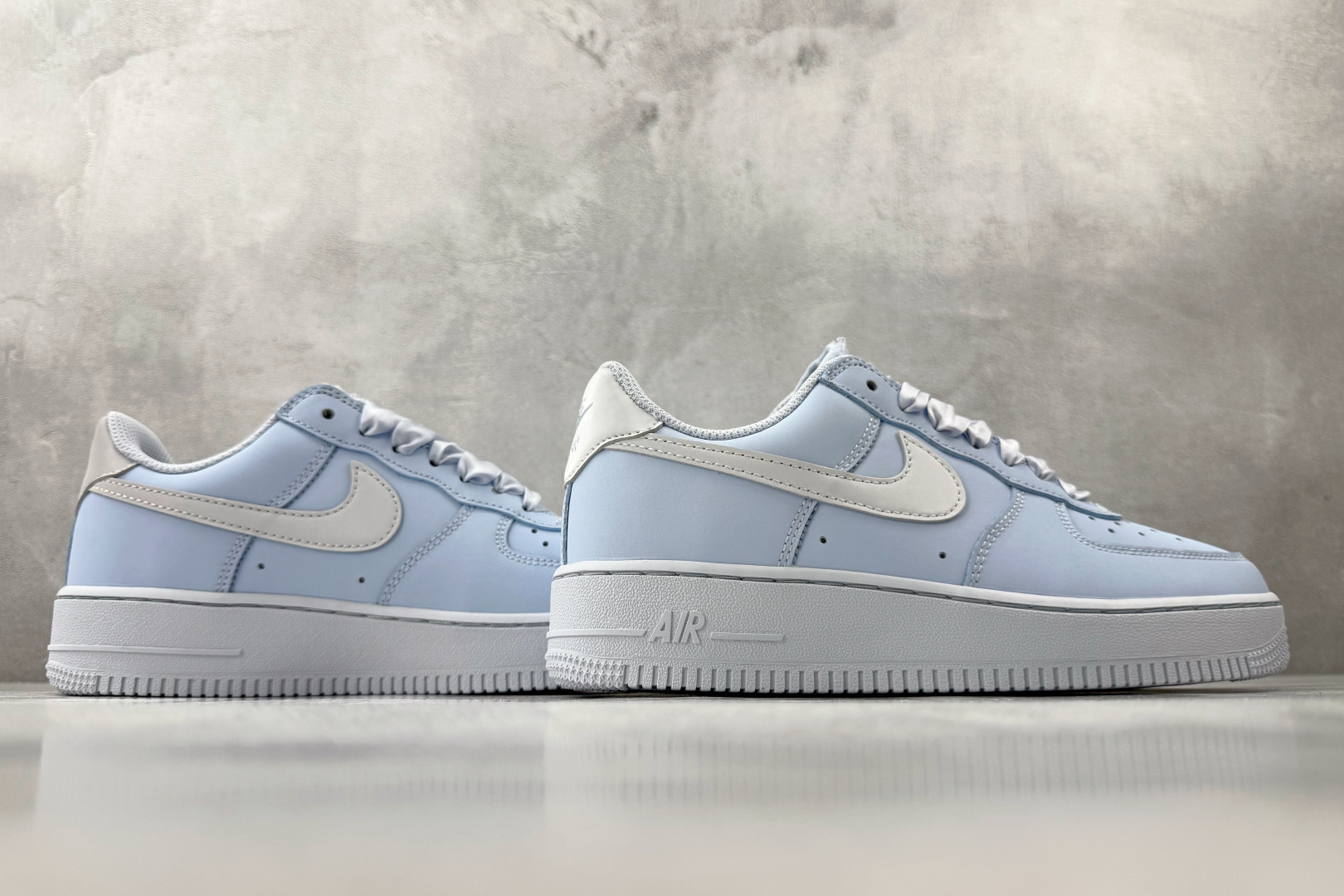 Nike Air Force 1 Retro Premium 蓝淡灰 IR0871-400-Top High Quatity Cheap Sneakers Fashion Clothing Clothes Bags handbags Shoes of all Brand wholesale With The best Quality And Beautiful Price from China Factory Chinese suppliers wholesaler seller Nike Air Force 1 Retro Premium 蓝淡灰 IR0871-400