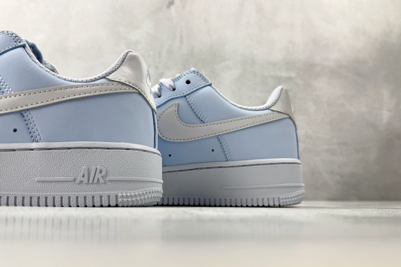 Nike Air Force 1 Retro Premium 蓝淡灰 IR0871-400-Top High Quatity Cheap Sneakers Fashion Clothing Clothes Bags handbags Shoes of all Brand wholesale With The best Quality And Beautiful Price from China Factory Chinese suppliers wholesaler seller Nike Air Force 1 Retro Premium 蓝淡灰 IR0871-400