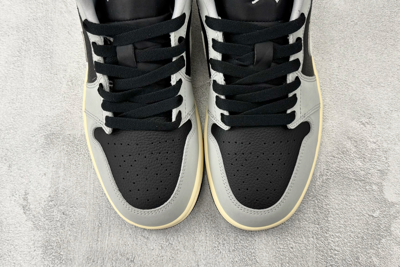 OT纯原 Jordan Air Jordan 1 Low 黑灰货号：HQ2010-012尺码：40 40