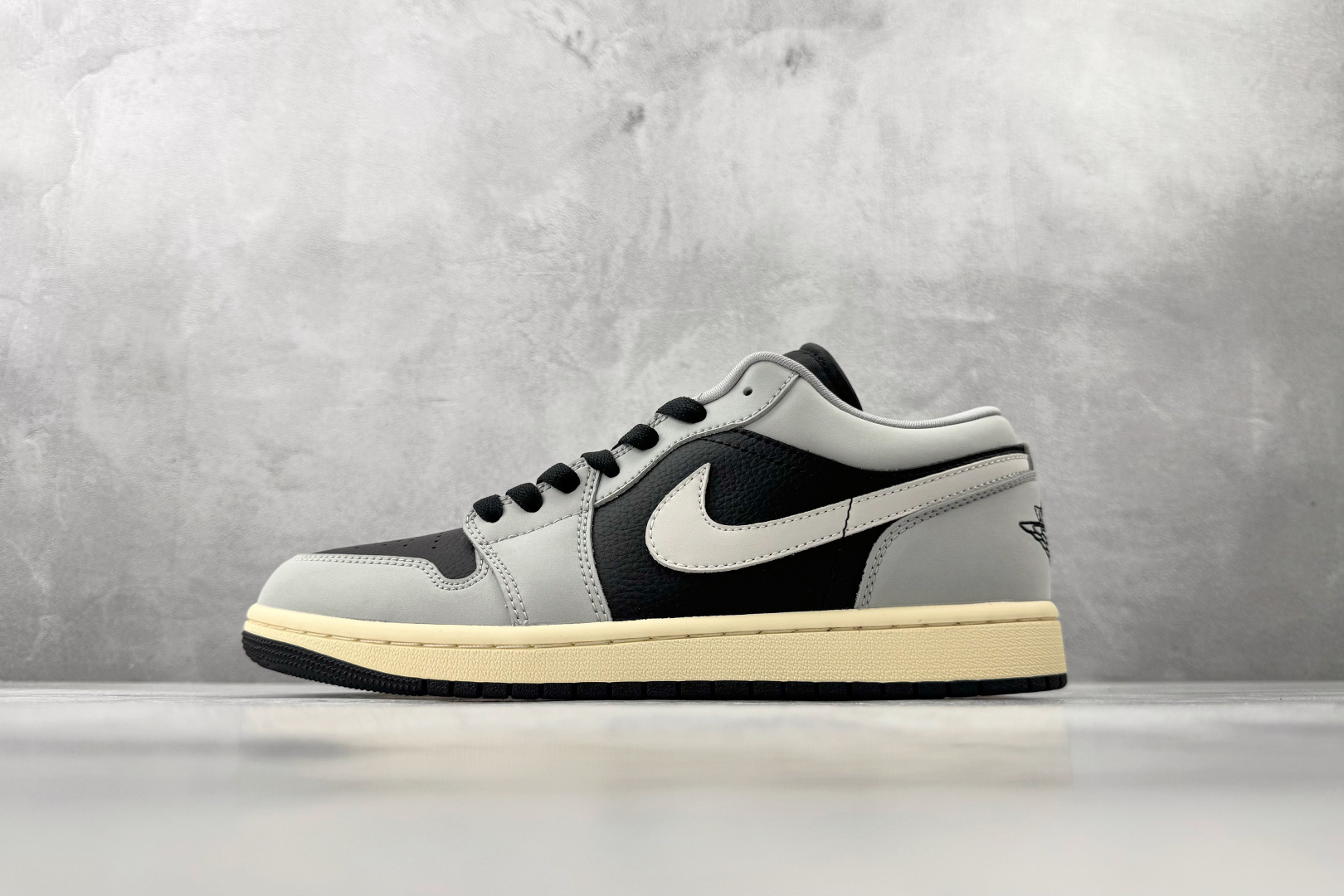 OT纯原 Jordan Air Jordan 1 Low 黑灰货号：HQ2010-012尺码：40 40