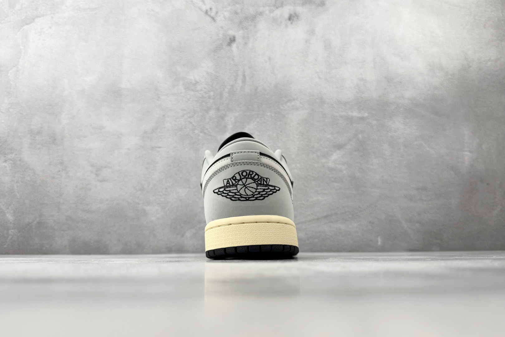 OT纯原 Jordan Air Jordan 1 Low 黑灰货号：HQ2010-012尺码：40 40