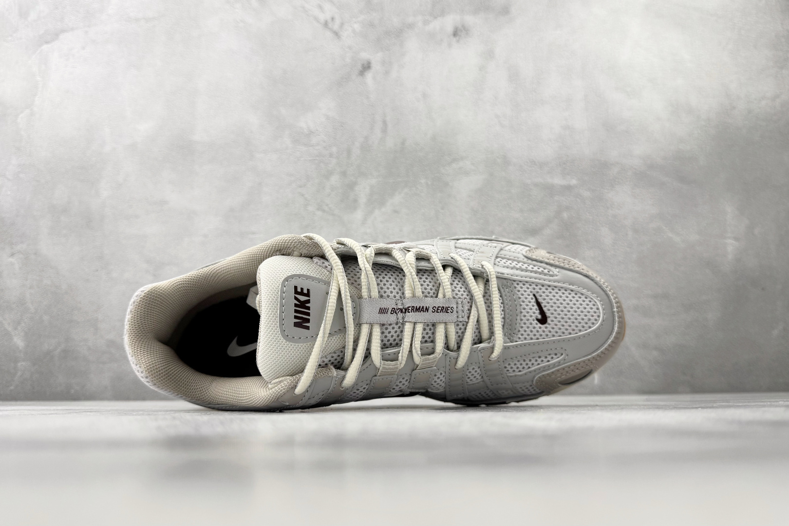 原鞋开发 原数据档案 Nike P-6000 灰色 CD6404-028-Top High Quatity Cheap Sneakers Fashion Clothing Clothes Bags handbags Shoes of all Brand wholesale With The best Quality And Beautiful Price from China Factory Chinese suppliers wholesaler seller 原鞋开发 原数据档案 Nike P-6000 灰色 CD6404-028