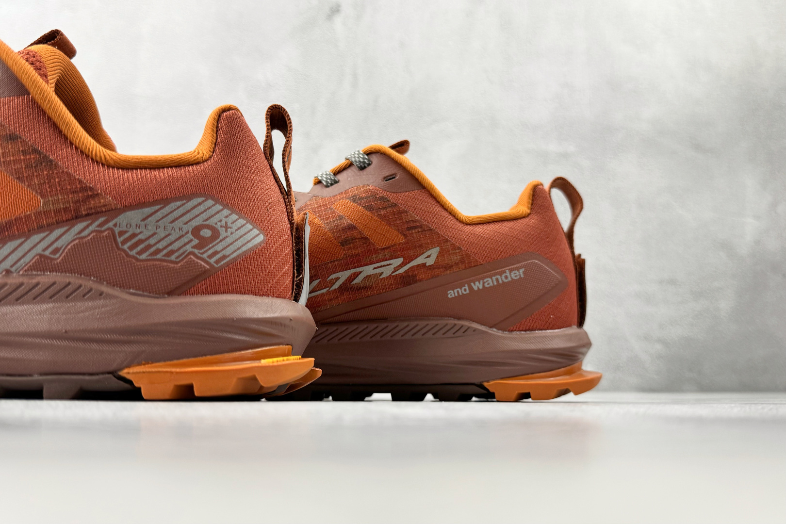平台专供 Altra Lone Peak 9 分化红 AL0A85TR660