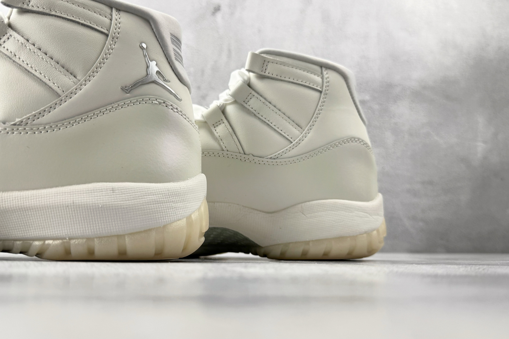Jordan Air Jordan 11 RETRO Pearl 珍珠白 AR0715-110-Top High Quatity Cheap Sneakers Fashion Clothing Clothes Bags handbags Shoes of all Brand wholesale With The best Quality And Beautiful Price from China Factory Chinese suppliers wholesaler seller Jordan Air Jordan 11 RETRO Pearl 珍珠白 AR0715-110
