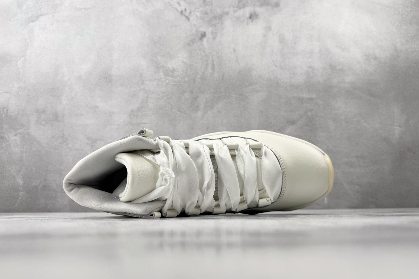 Jordan Air Jordan 11 RETRO Pearl 珍珠白 AR0715-110-Top High Quatity Cheap Sneakers Fashion Clothing Clothes Bags handbags Shoes of all Brand wholesale With The best Quality And Beautiful Price from China Factory Chinese suppliers wholesaler seller Jordan Air Jordan 11 RETRO Pearl 珍珠白 AR0715-110