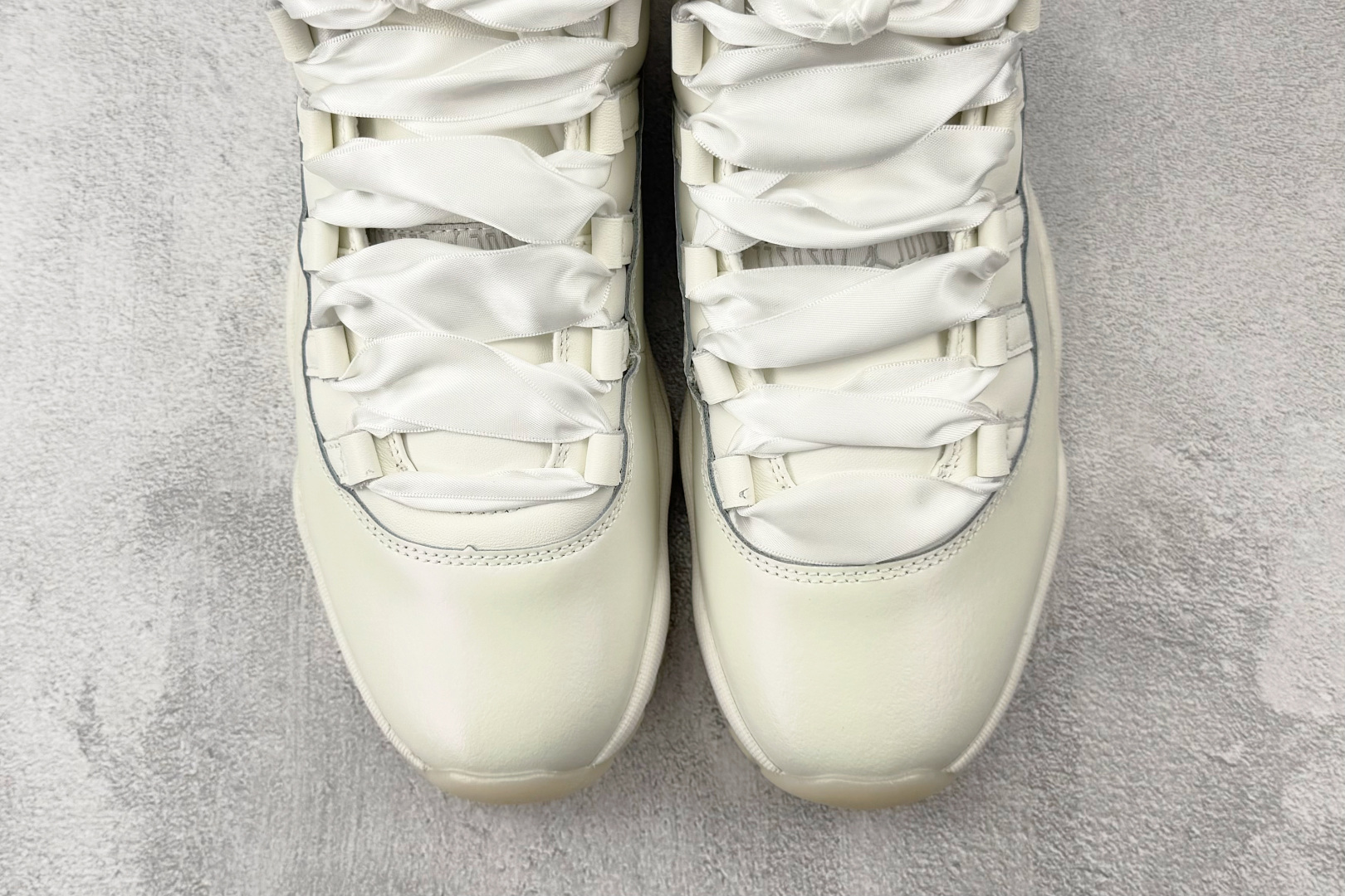 Jordan Air Jordan 11 RETRO Pearl 珍珠白 AR0715-110-Top High Quatity Cheap Sneakers Fashion Clothing Clothes Bags handbags Shoes of all Brand wholesale With The best Quality And Beautiful Price from China Factory Chinese suppliers wholesaler seller Jordan Air Jordan 11 RETRO Pearl 珍珠白 AR0715-110