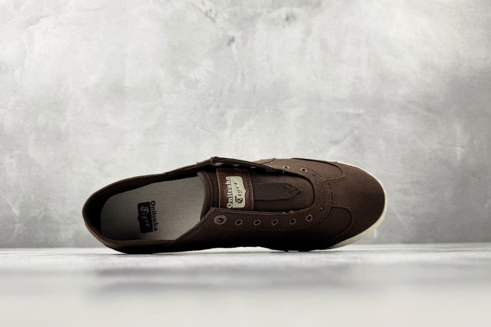 SC 渠道特供 Onitsuka Tiger鬼塚虎 MEXICO 66 SD PARATY 深棕色货 SC 渠道特供 Onitsuka Tiger鬼塚虎 MEXICO 66 SD PARATY 深棕色货