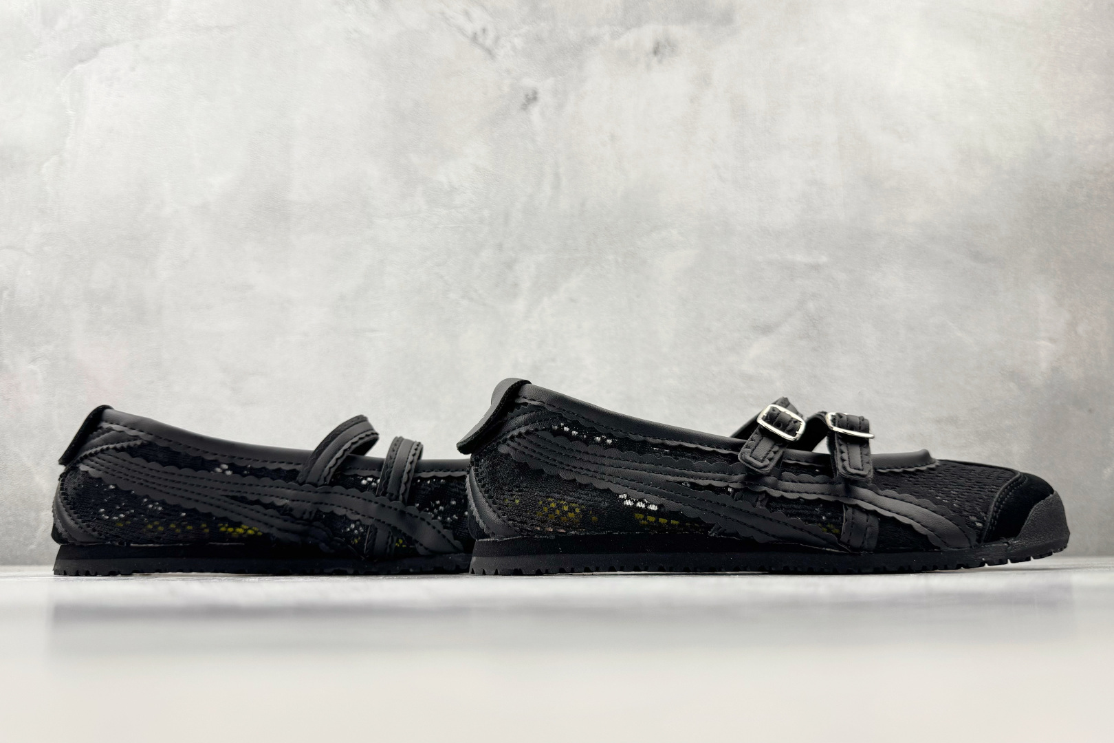 Onitsuka Tiger鬼塚虎 MEXICO 66 TGRS 黑色 1182A705-001 尺码 36 36.5 37 38.5 39 40 40.5 41 编码 26-Top High Quatity Cheap Sneakers Fashion Clothing Clothes Bags handbags Shoes of all Brand wholesale With The best Quality And Beautiful Price from China Factory Chinese suppliers wholesaler seller Onitsuka Tiger鬼塚虎 MEXICO 66 TGRS 黑色 1182A705-001 尺码 36 36.5 37 38.5 39 40 40.5 41 编码 26