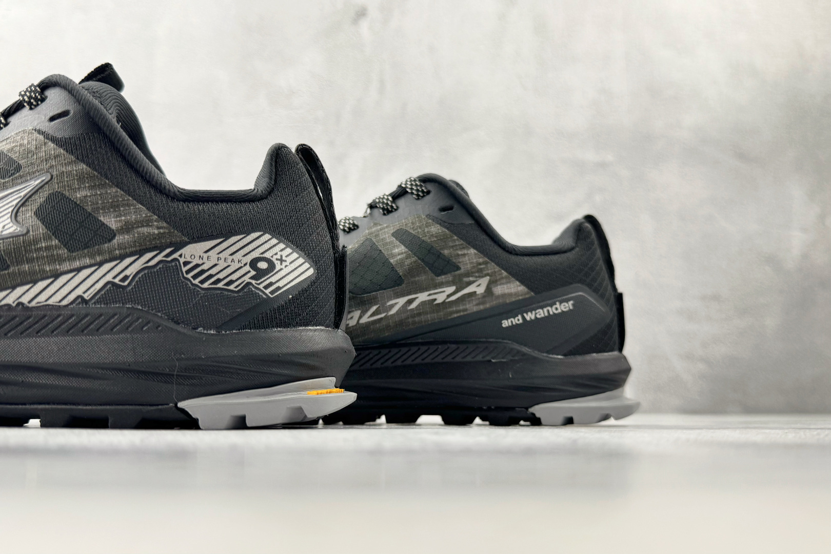 平台专供 Altra Lone Peak 9 黑色 AL0A85UK000-Top High Quatity Cheap Sneakers Fashion Clothing Clothes Bags handbags Shoes of all Brand wholesale With The best Quality And Beautiful Price from China Factory Chinese suppliers wholesaler seller 平台专供 Altra Lone Peak 9 黑色 AL0A85UK000