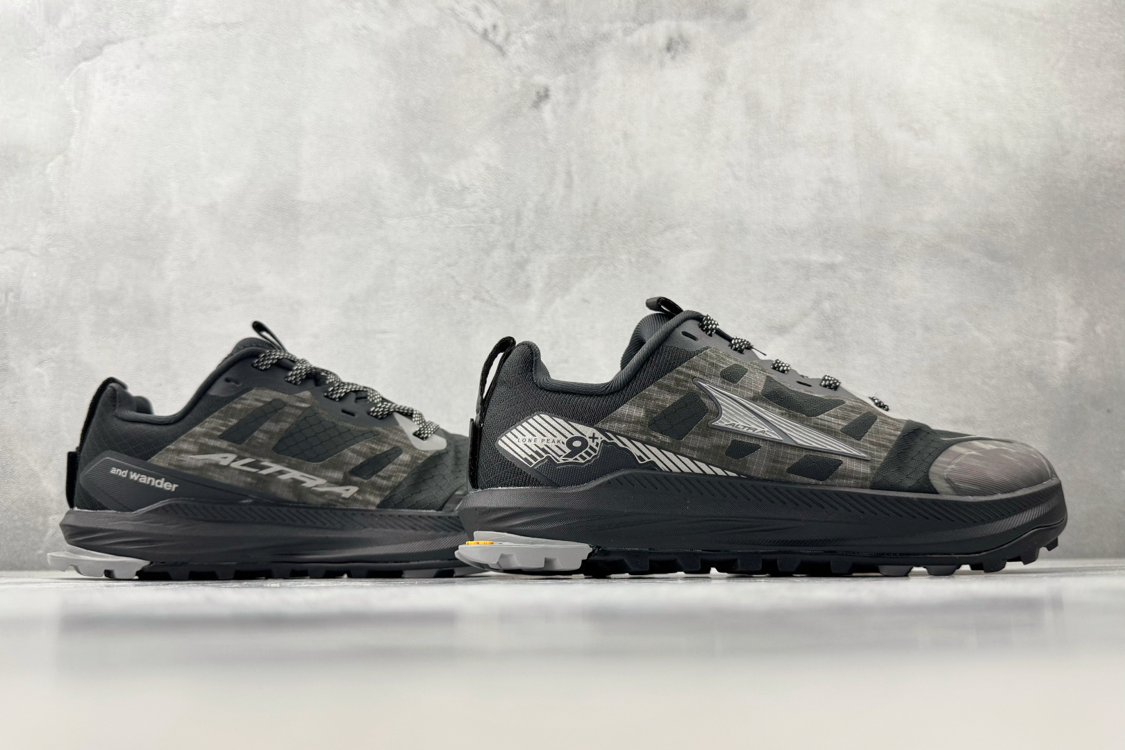 平台专供 Altra Lone Peak 9 黑色 AL0A85UK000-Top High Quatity Cheap Sneakers Fashion Clothing Clothes Bags handbags Shoes of all Brand wholesale With The best Quality And Beautiful Price from China Factory Chinese suppliers wholesaler seller 平台专供 Altra Lone Peak 9 黑色 AL0A85UK000
