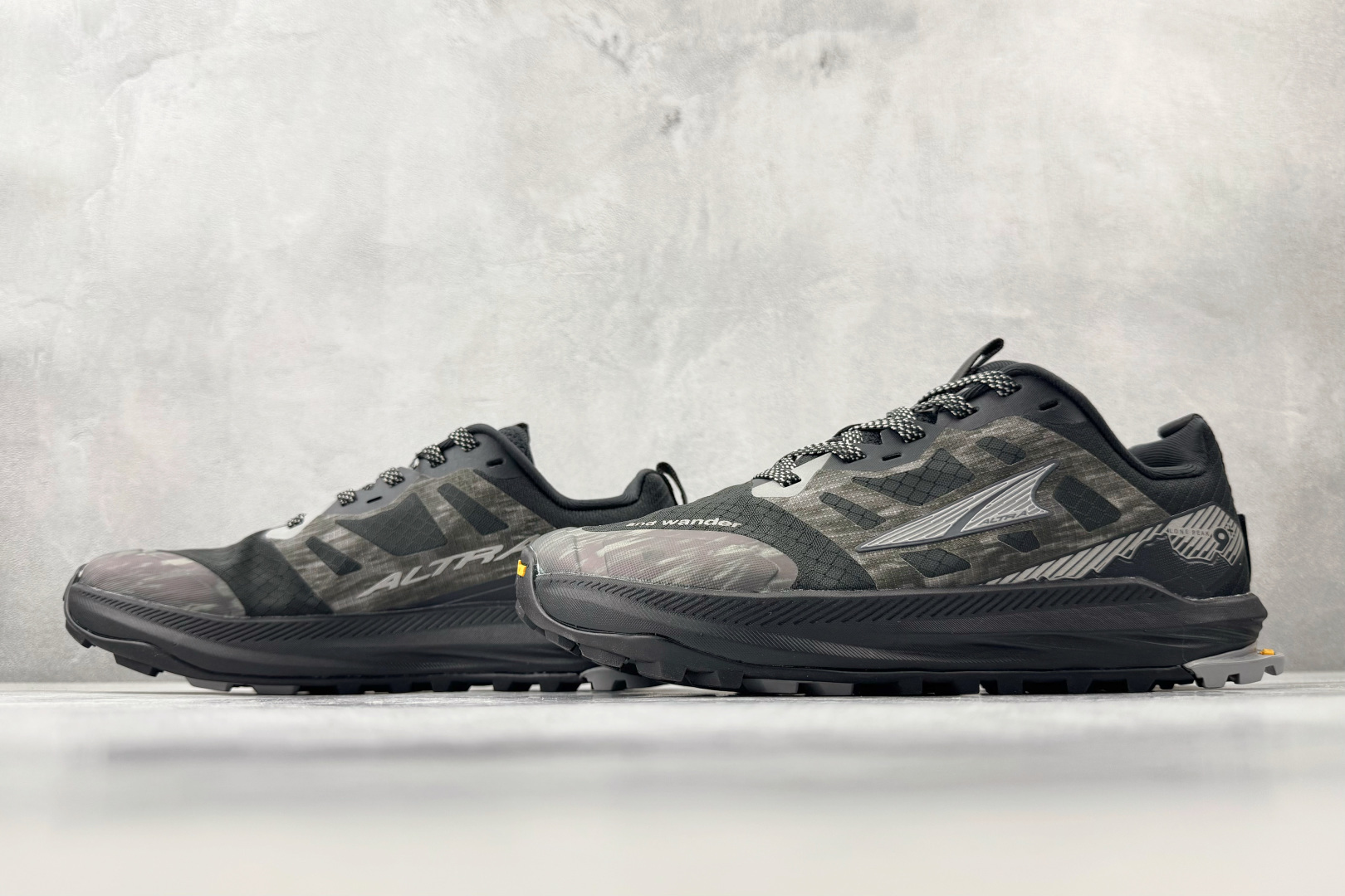 平台专供 Altra Lone Peak 9 黑色 AL0A85UK000-Top High Quatity Cheap Sneakers Fashion Clothing Clothes Bags handbags Shoes of all Brand wholesale With The best Quality And Beautiful Price from China Factory Chinese suppliers wholesaler seller 平台专供 Altra Lone Peak 9 黑色 AL0A85UK000