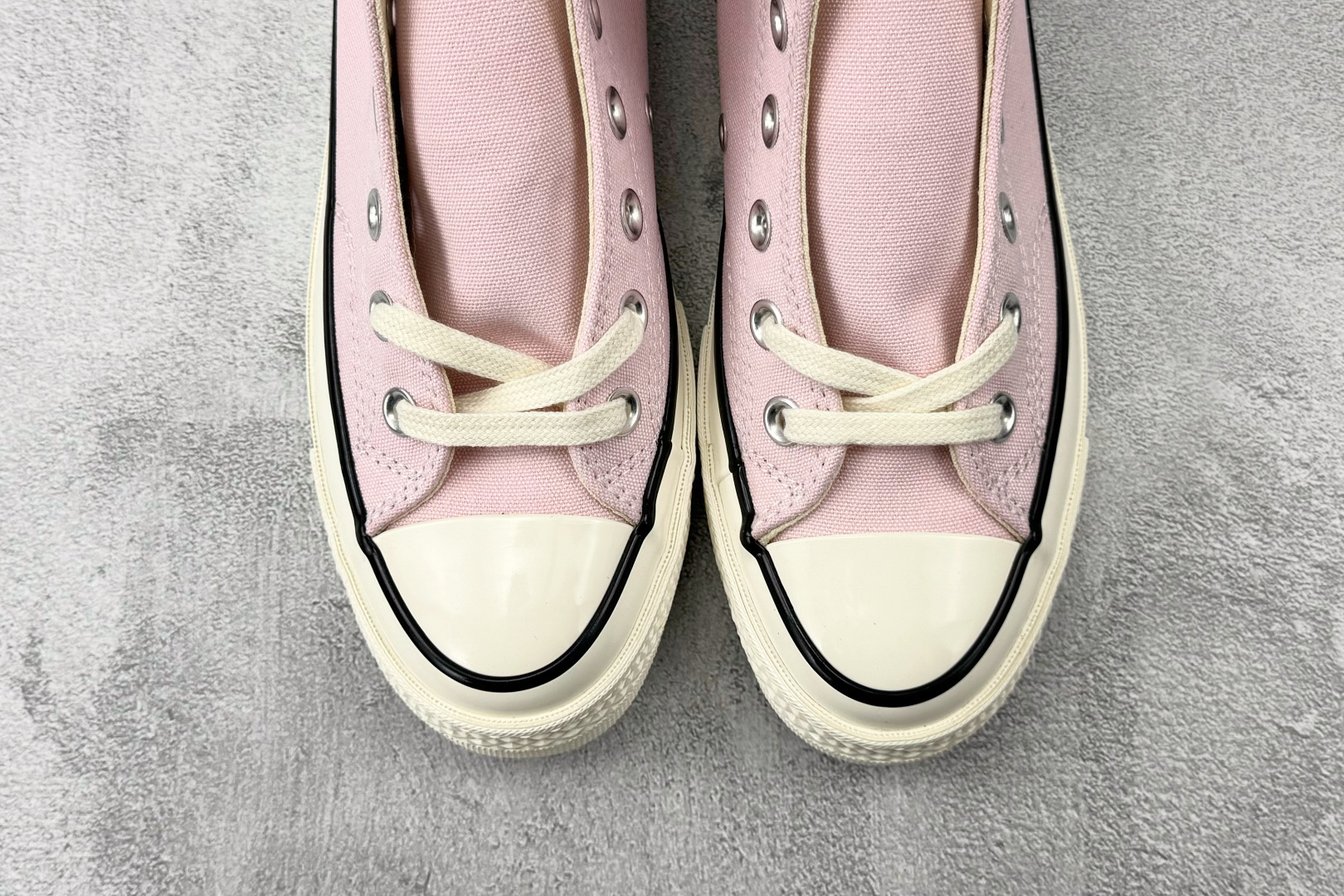 Converse Chuck 70 all star chuck hi 经典常青款 高帮 帆布鞋 男女同款 樱花粉 A10527C-Top High Quatity Cheap Sneakers Fashion Clothing Clothes Bags handbags Shoes of all Brand wholesale With The best Quality And Beautiful Price from China Factory Chinese suppliers wholesaler seller Converse Chuck 70 all star chuck hi 经典常青款 高帮 帆布鞋 男女同款 樱花粉 A10527C