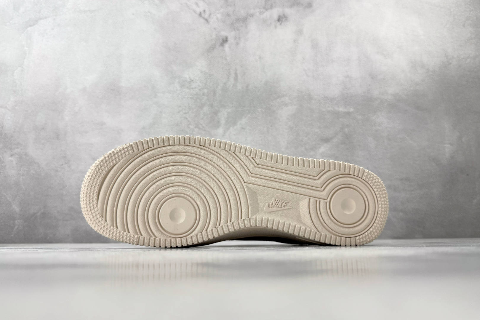 Nike Air Force 1 '07 米白 IR0871-100-Top High Quatity Cheap Sneakers Fashion Clothing Clothes Bags handbags Shoes of all Brand wholesale With The best Quality And Beautiful Price from China Factory Chinese suppliers wholesaler seller Nike Air Force 1 '07 米白 IR0871-100