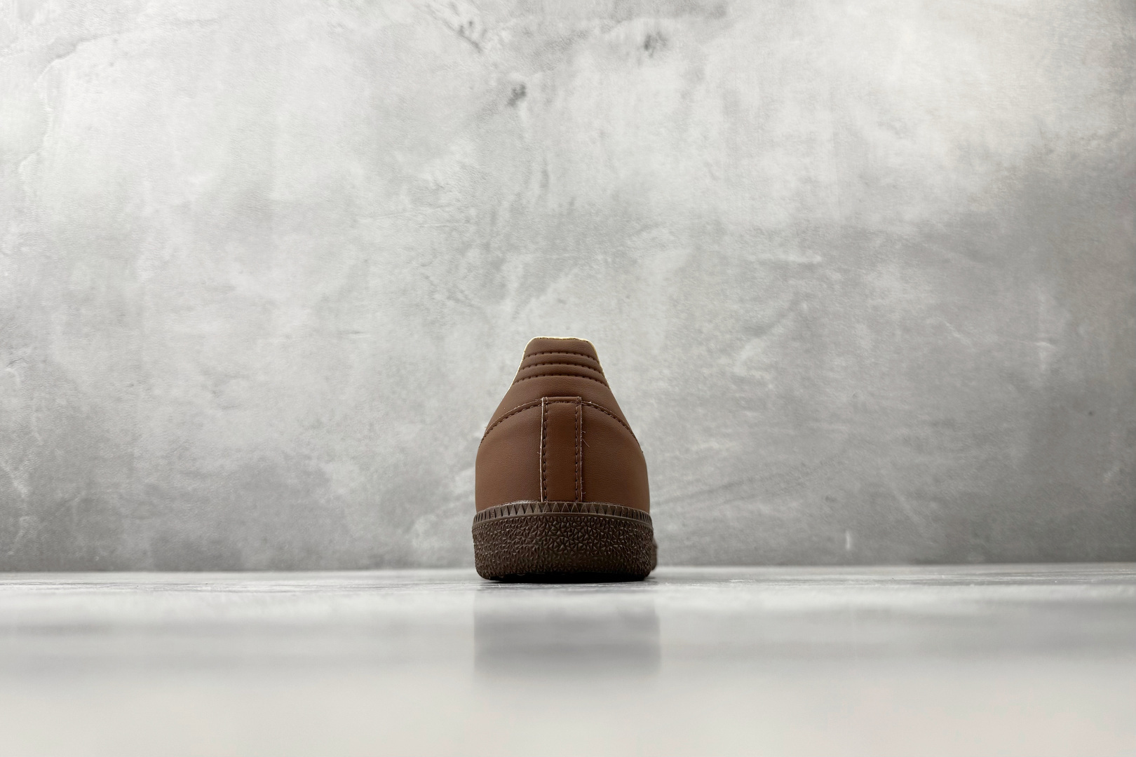 出口订单 adidas originals Samba Jane 棕色 HP7130-Top High Quatity Cheap Sneakers Fashion Clothing Clothes Bags handbags Shoes of all Brand wholesale With The best Quality And Beautiful Price from China Factory Chinese suppliers wholesaler seller 出口订单 adidas originals Samba Jane 棕色 HP7130
