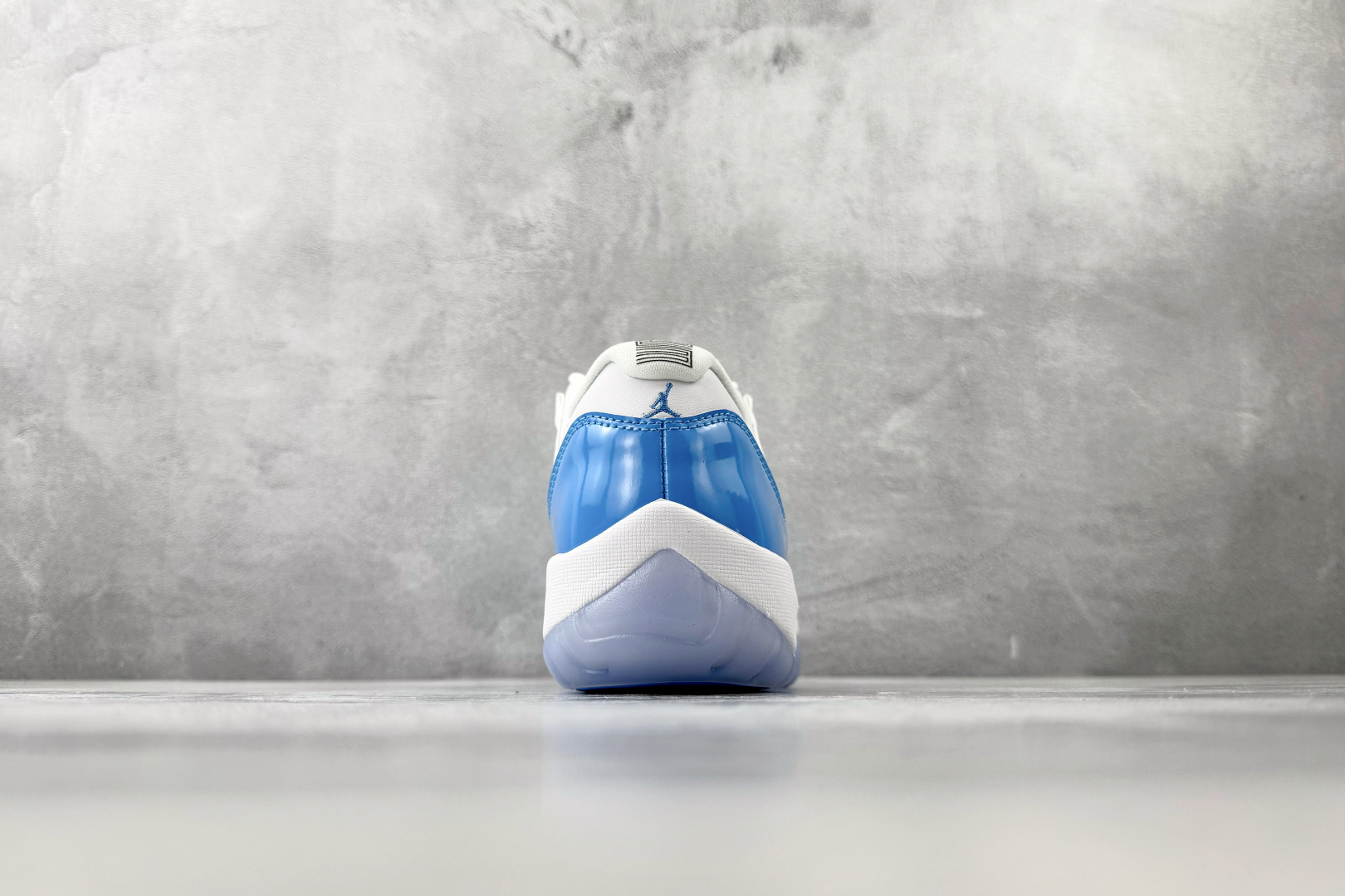 口碑神作 Jordan Air Jordan 11 RETRO 白蓝 FV5104-100-Top High Quatity Cheap Sneakers Fashion Clothing Clothes Bags handbags Shoes of all Brand wholesale With The best Quality And Beautiful Price from China Factory Chinese suppliers wholesaler seller 口碑神作 Jordan Air Jordan 11 RETRO 白蓝 FV5104-100