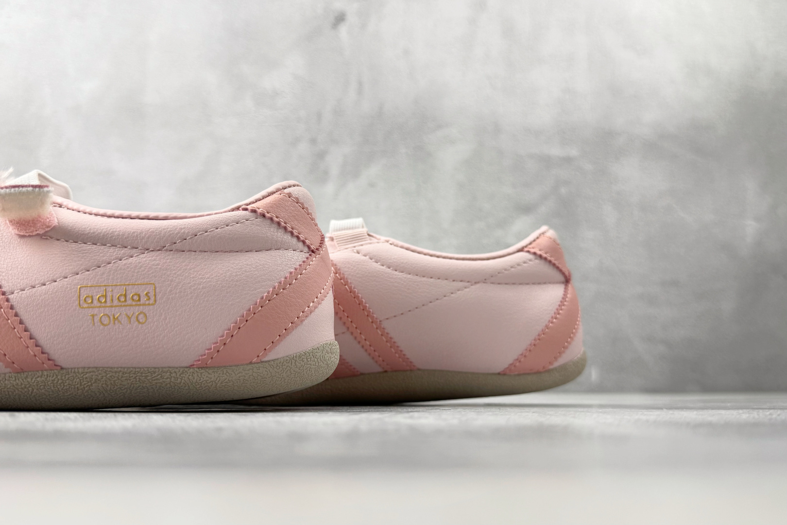 出口订单 adidas originals Tokyo MJ 粉色 KI3027-Top High Quatity Cheap Sneakers Fashion Clothing Clothes Bags handbags Shoes of all Brand wholesale With The best Quality And Beautiful Price from China Factory Chinese suppliers wholesaler seller 出口订单 adidas originals Tokyo MJ 粉色 KI3027