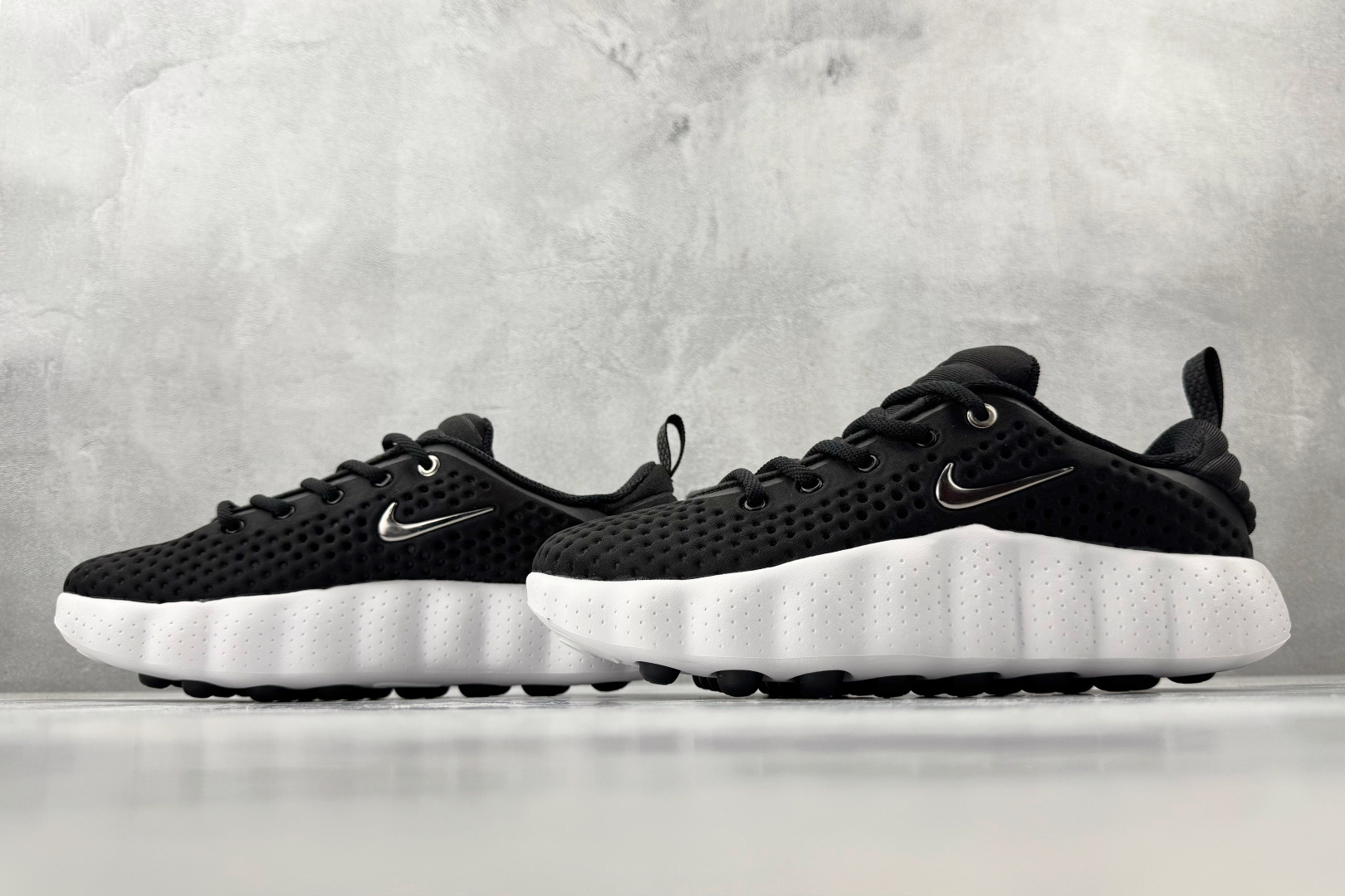 东南亚订单 Nike Mind 002 黑白 HQ4310-003-Top High Quatity Cheap Sneakers Fashion Clothing Clothes Bags handbags Shoes of all Brand wholesale With The best Quality And Beautiful Price from China Factory Chinese suppliers wholesaler seller 东南亚订单 Nike Mind 002 黑白 HQ4310-003