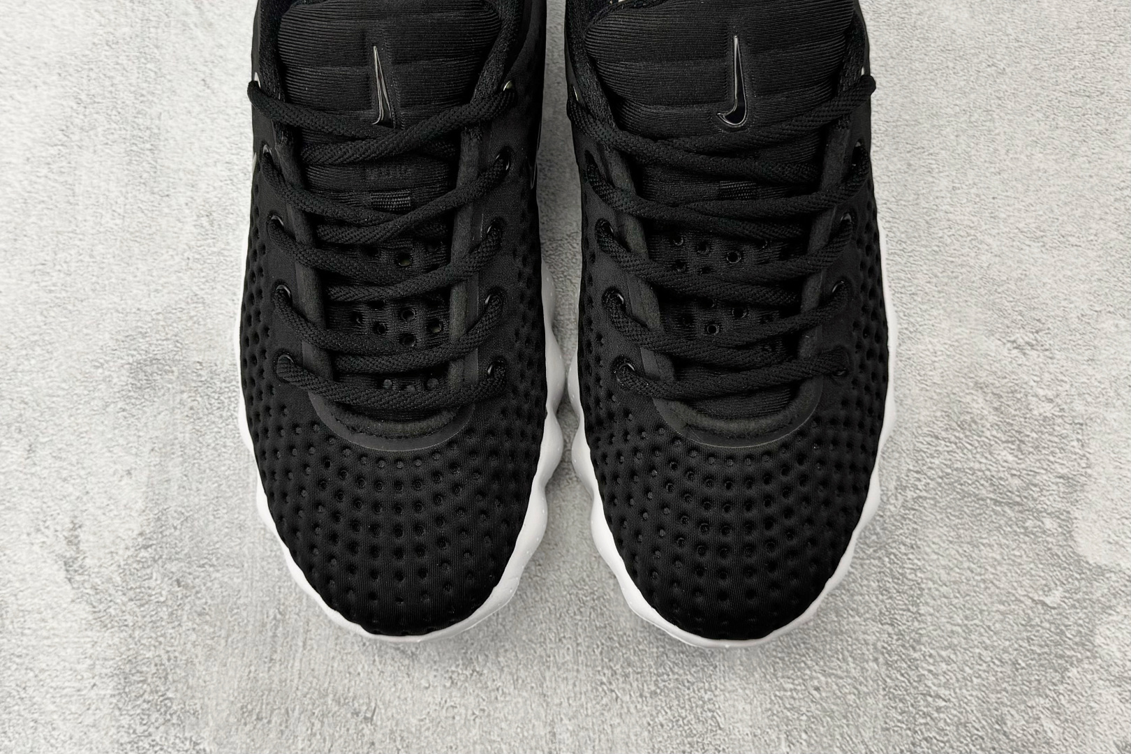 东南亚订单 Nike Mind 002 黑白 HQ4310-003-Top High Quatity Cheap Sneakers Fashion Clothing Clothes Bags handbags Shoes of all Brand wholesale With The best Quality And Beautiful Price from China Factory Chinese suppliers wholesaler seller 东南亚订单 Nike Mind 002 黑白 HQ4310-003