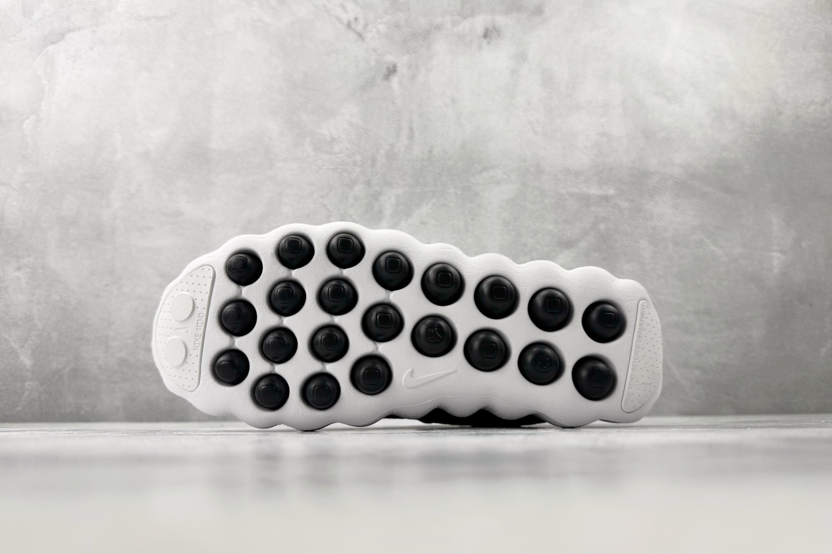 东南亚订单 Nike Mind 002 黑白 HQ4310-003-Top High Quatity Cheap Sneakers Fashion Clothing Clothes Bags handbags Shoes of all Brand wholesale With The best Quality And Beautiful Price from China Factory Chinese suppliers wholesaler seller 东南亚订单 Nike Mind 002 黑白 HQ4310-003