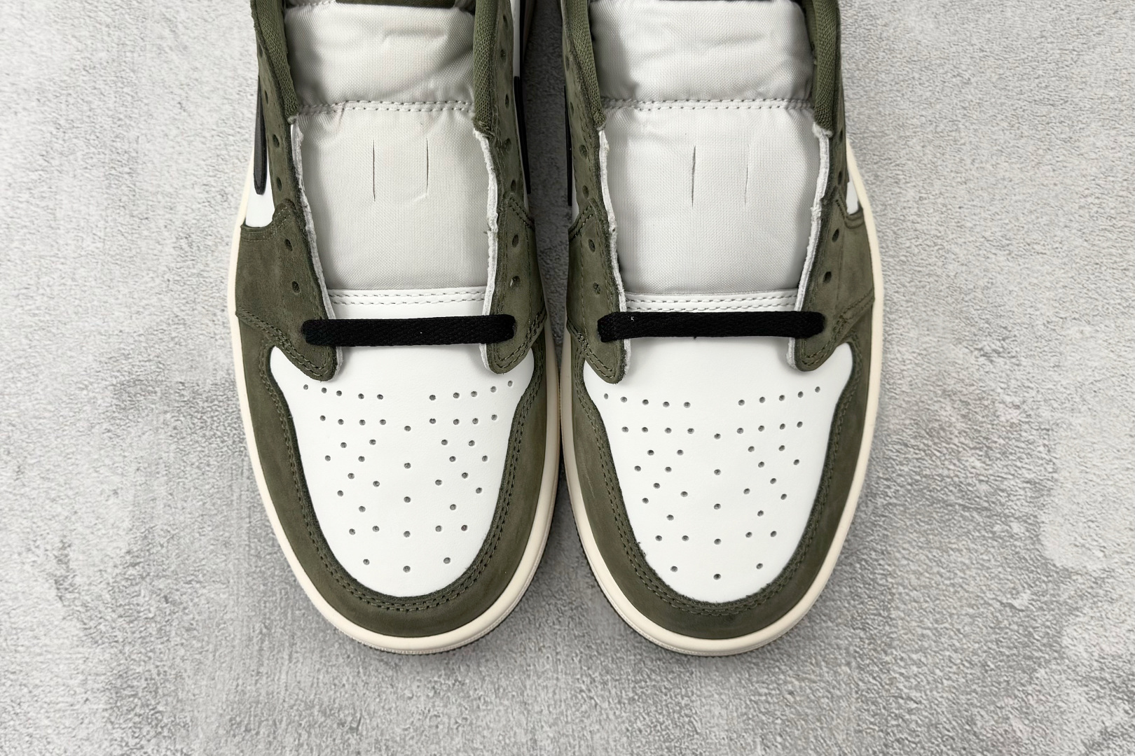 Jordan Air Jordan 1 Retro Low 橄榄绿 HQ6998-200 尺码 40 40.5 41 42 42.5 43 44 44.5 45 46 46.5 47.5 编码 37-Top High Quatity Cheap Sneakers Fashion Clothing Clothes Bags handbags Shoes of all Brand wholesale With The best Quality And Beautiful Price from China Factory Chinese suppliers wholesaler seller Jordan Air Jordan 1 Retro Low 橄榄绿 HQ6998-200 尺码 40 40.5 41 42 42.5 43 44 44.5 45 46 46.5 47.5 编码 37