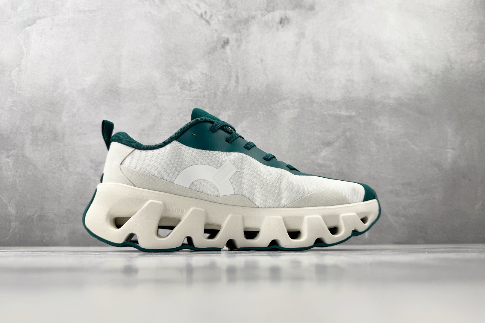 On × KITH K-Tech 1 白绿 3WG1070-Top High Quatity Cheap Sneakers Fashion Clothing Clothes Bags handbags Shoes of all Brand wholesale With The best Quality And Beautiful Price from China Factory Chinese suppliers wholesaler seller On × KITH K-Tech 1 白绿 3WG1070