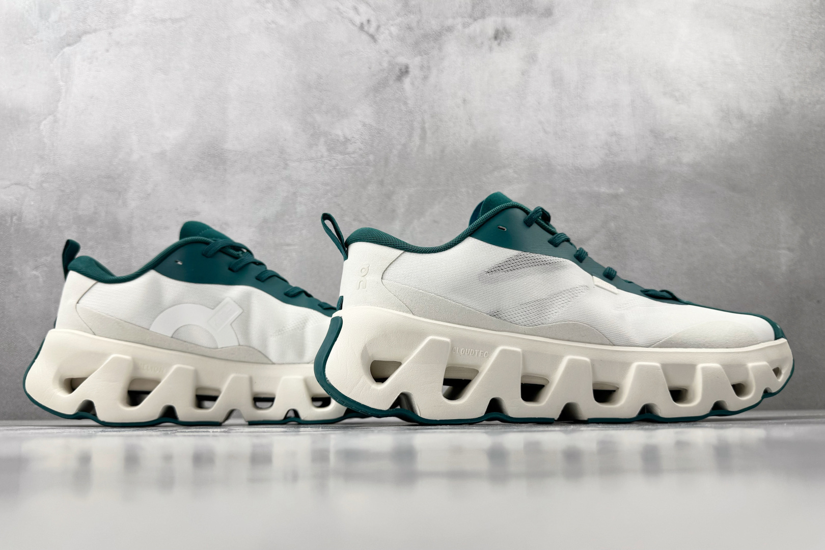On × KITH K-Tech 1 白绿 3WG1070-Top High Quatity Cheap Sneakers Fashion Clothing Clothes Bags handbags Shoes of all Brand wholesale With The best Quality And Beautiful Price from China Factory Chinese suppliers wholesaler seller On × KITH K-Tech 1 白绿 3WG1070
