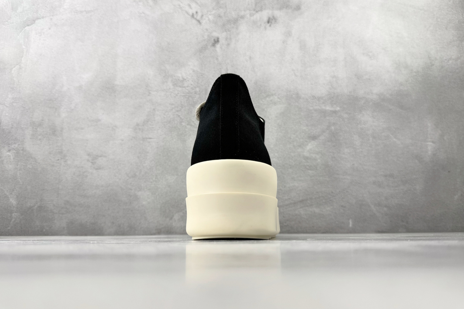 Rick Owens DRKSHDW TEMPLE MEGA BUMBOLACE 黑色 DU01F4851DOW-2911-Top High Quatity Cheap Sneakers Fashion Clothing Clothes Bags handbags Shoes of all Brand wholesale With The best Quality And Beautiful Price from China Factory Chinese suppliers wholesaler seller Rick Owens DRKSHDW TEMPLE MEGA BUMBOLACE 黑色 DU01F4851DOW-2911