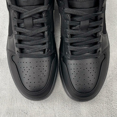 OT纯原 Jordan Air Jordan 1 Low 黑色货号:HV5968 001尺码:40 40 OT纯原 Jordan Air Jordan 1 Low 黑色货号:HV5968 001尺码:40 40