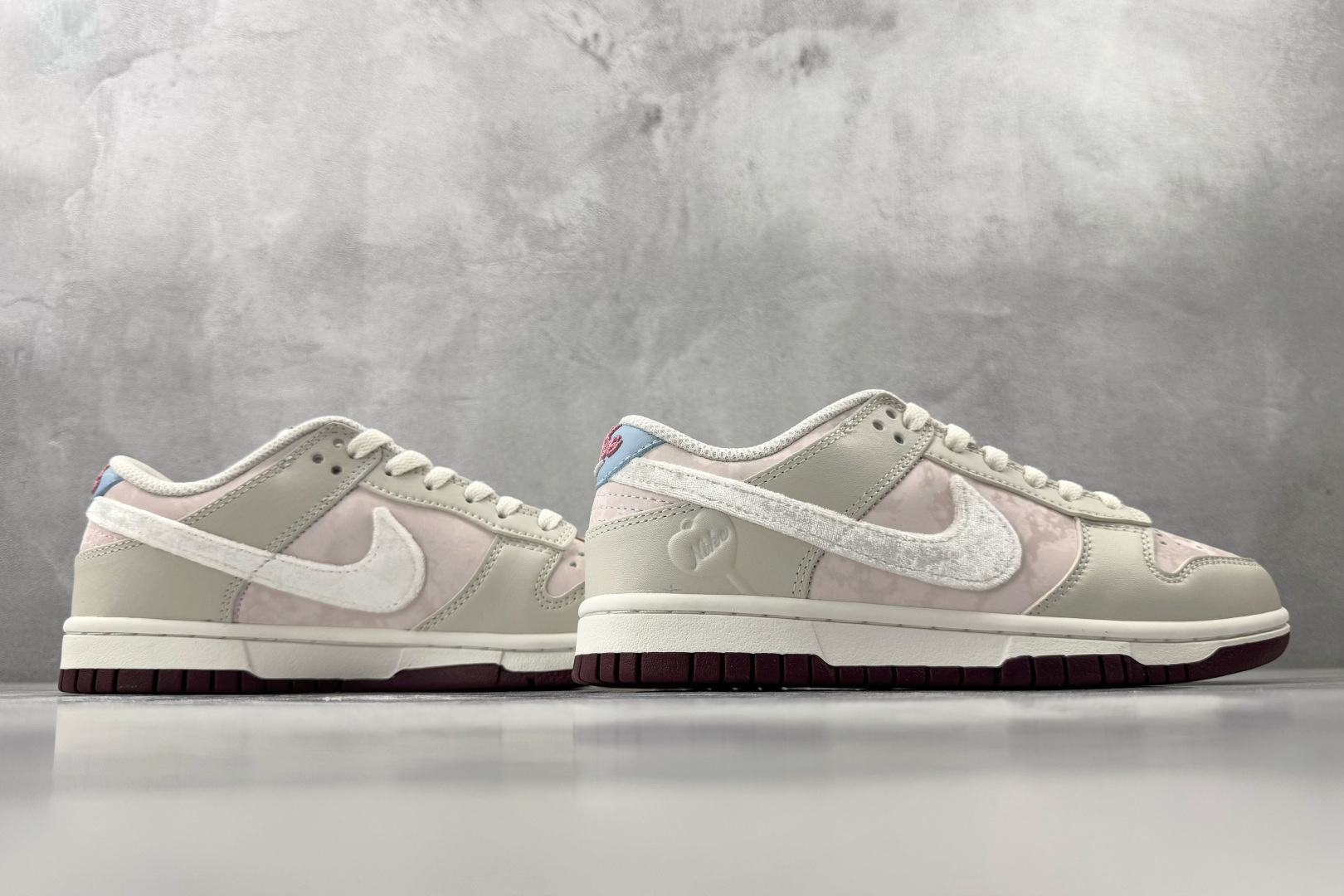 Nike Dunk Low ”Valentine’s Day” 情人节限定 米粉 IQ1145-610-Top High Quatity Cheap Sneakers Fashion Clothing Clothes Bags handbags Shoes of all Brand wholesale With The best Quality And Beautiful Price from China Factory Chinese suppliers wholesaler seller Nike Dunk Low ”Valentine’s Day” 情人节限定 米粉 IQ1145-610