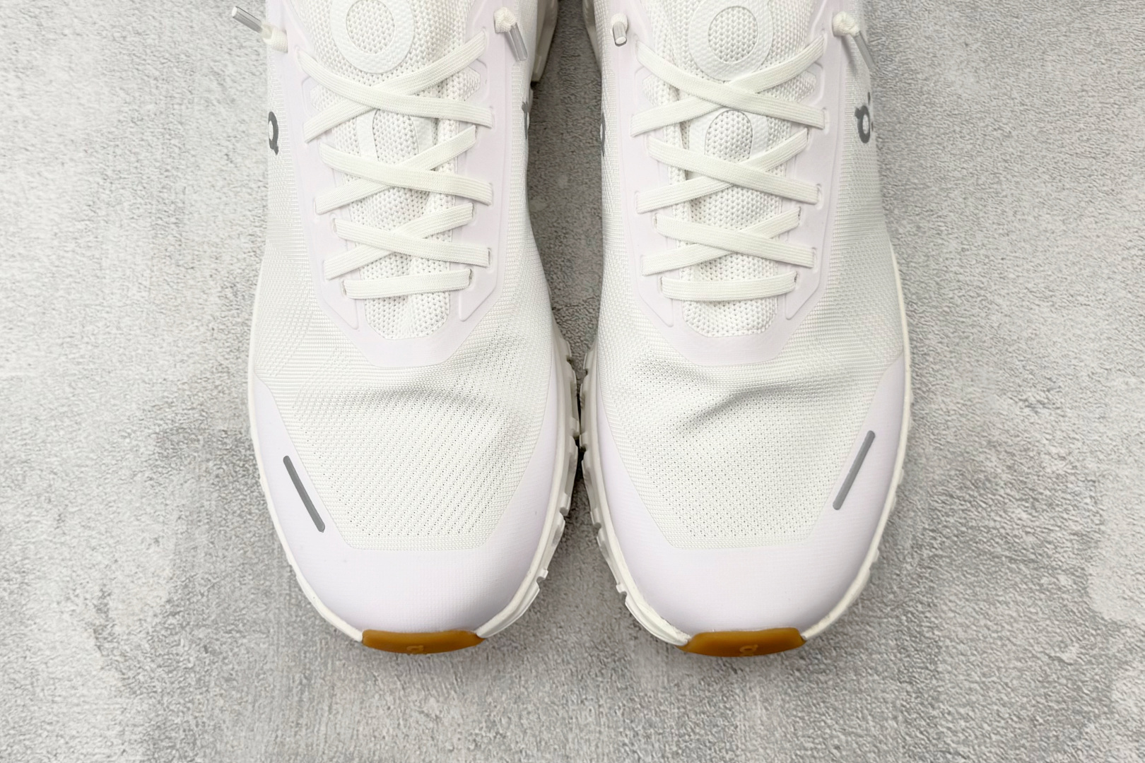 On Cloud 6 Versa 白色 3MF10041200-Top High Quatity Cheap Sneakers Fashion Clothing Clothes Bags handbags Shoes of all Brand wholesale With The best Quality And Beautiful Price from China Factory Chinese suppliers wholesaler seller On Cloud 6 Versa 白色 3MF10041200