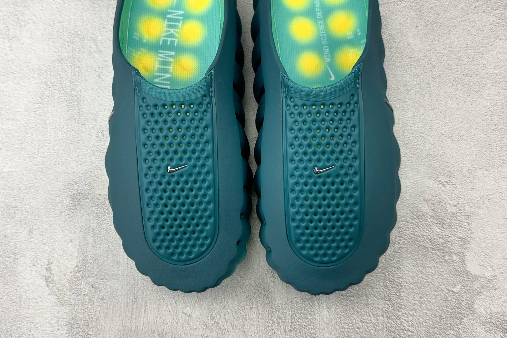 Nike Mind 001 晶洞蓝绿 HQ4307-301-Top High Quatity Cheap Sneakers Fashion Clothing Clothes Bags handbags Shoes of all Brand wholesale With The best Quality And Beautiful Price from China Factory Chinese suppliers wholesaler seller Nike Mind 001 晶洞蓝绿 HQ4307-301