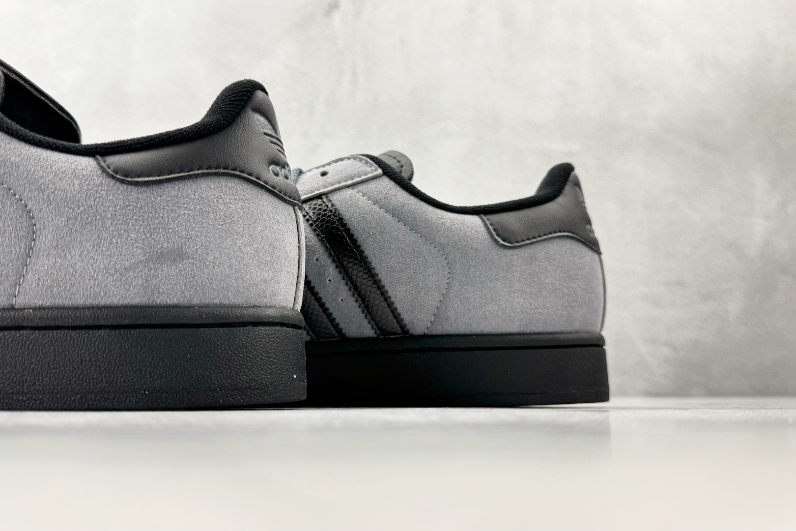 平台专供 adidas originals Superstar 2 灰黑色 JH7697-Top High Quatity Cheap Sneakers Fashion Clothing Clothes Bags handbags Shoes of all Brand wholesale With The best Quality And Beautiful Price from China Factory Chinese suppliers wholesaler seller 平台专供 adidas originals Superstar 2 灰黑色 JH7697