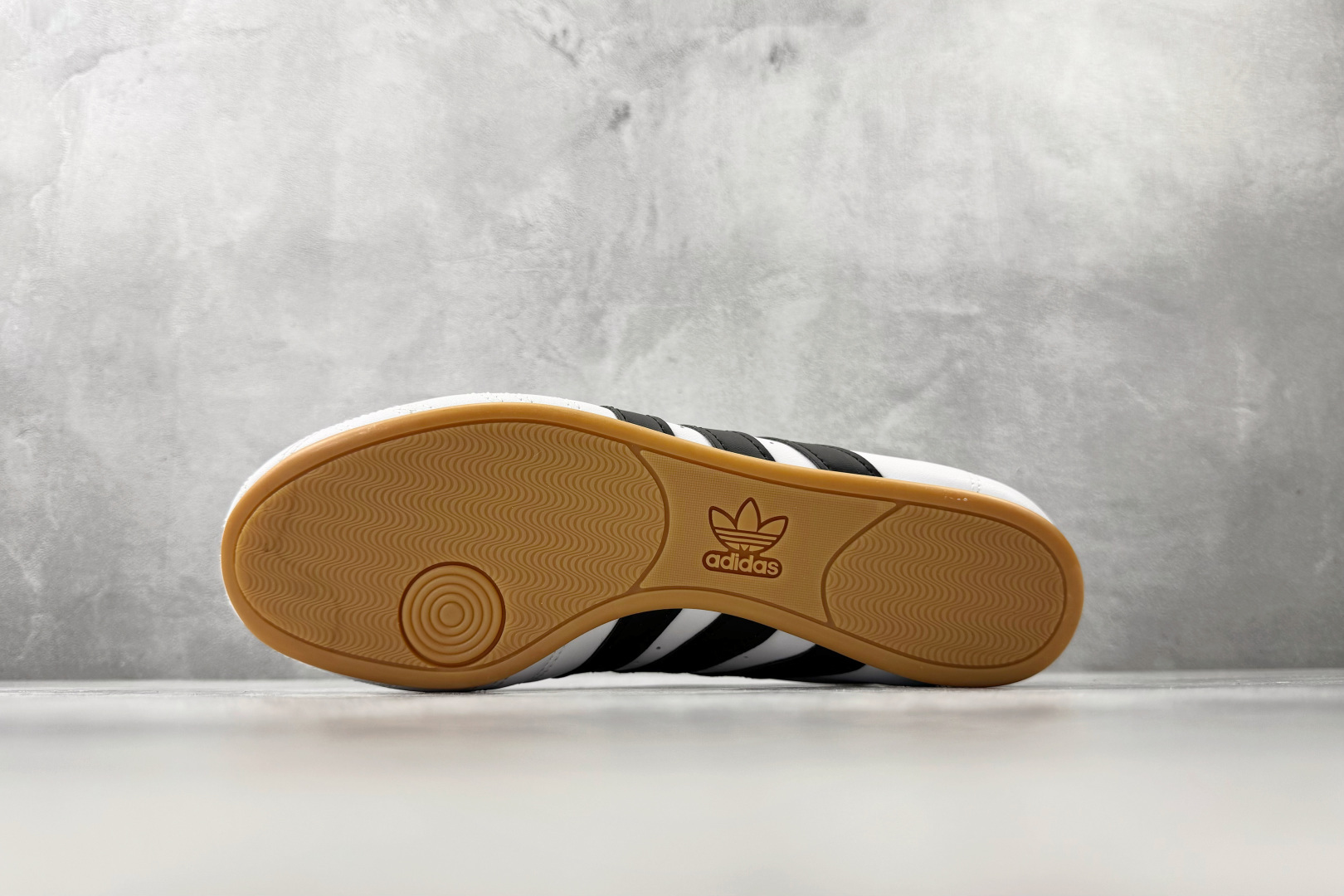 GOD 神版 adidas originals Taekwondo 白黑色货号：JS1194尺码：36 