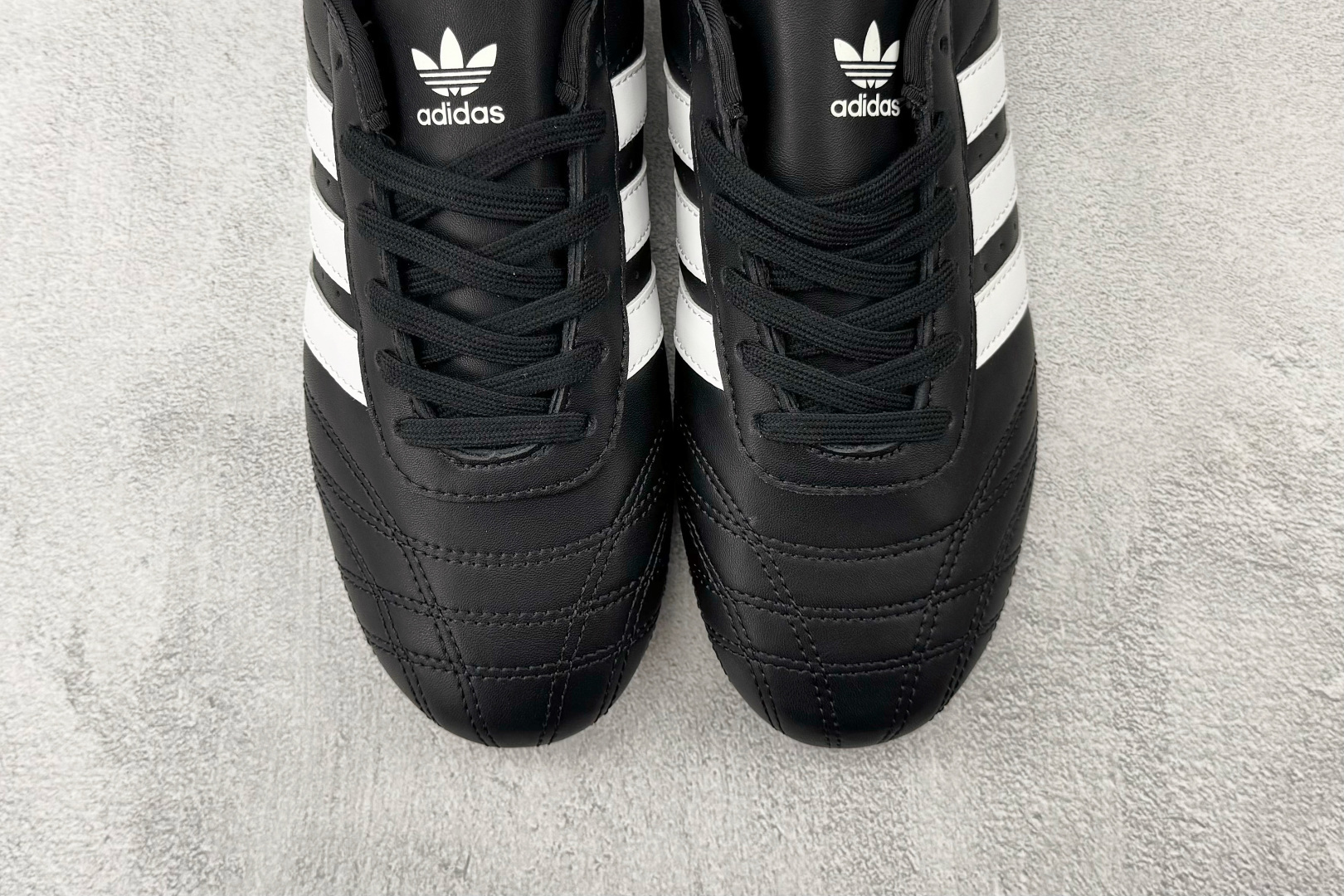 GOD 神版 adidas originals Taekwondo 黑白色货号：JS1193尺码：36 