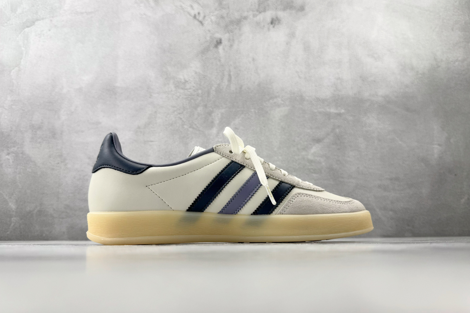 adidas originals GAZELLE INDOOR Indoor 白蓝 IG1643