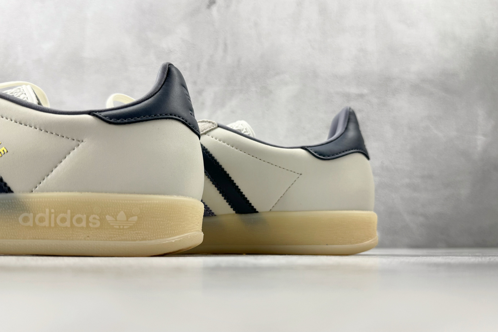 adidas originals GAZELLE INDOOR Indoor 白蓝 IG1643