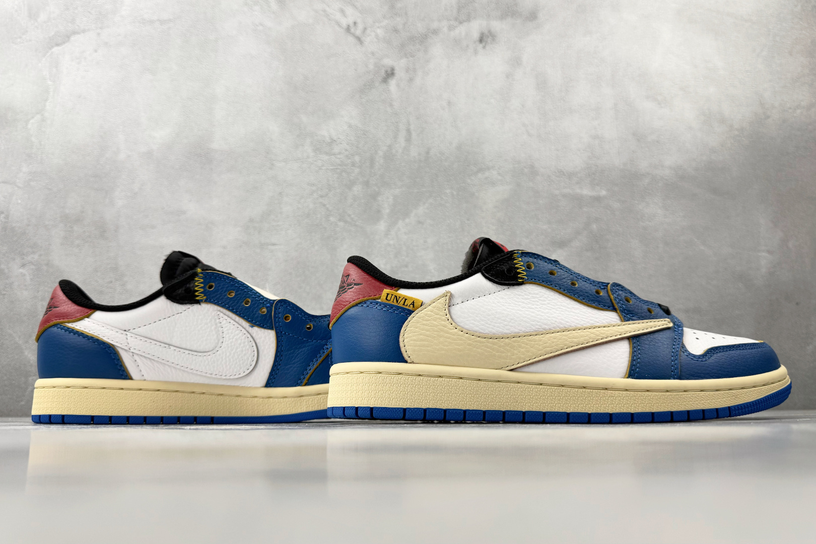 Travis Scott x union la x Jordan Air Jordan 1 retro low un 倒钩 白蓝 DM7866-111-Top High Quatity Cheap Sneakers Fashion Clothing Clothes Bags handbags Shoes of all Brand wholesale With The best Quality And Beautiful Price from China Factory Chinese suppliers wholesaler seller Travis Scott x union la x Jordan Air Jordan 1 retro low un 倒钩 白蓝 DM7866-111