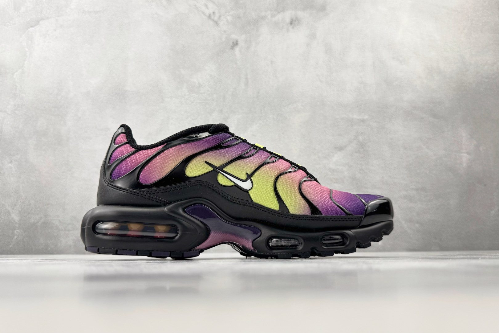Nike Air Max Plus 黑紫 DZ3670-006