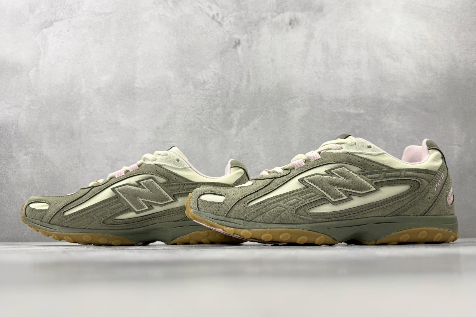 纯原出品 New Balance 204L Designed BY THE BEAST 绿色 U204L203-Top High Quatity Cheap Sneakers Fashion Clothing Clothes Bags handbags Shoes of all Brand wholesale With The best Quality And Beautiful Price from China Factory Chinese suppliers wholesaler seller 纯原出品 New Balance 204L Designed BY THE BEAST 绿色 U204L203