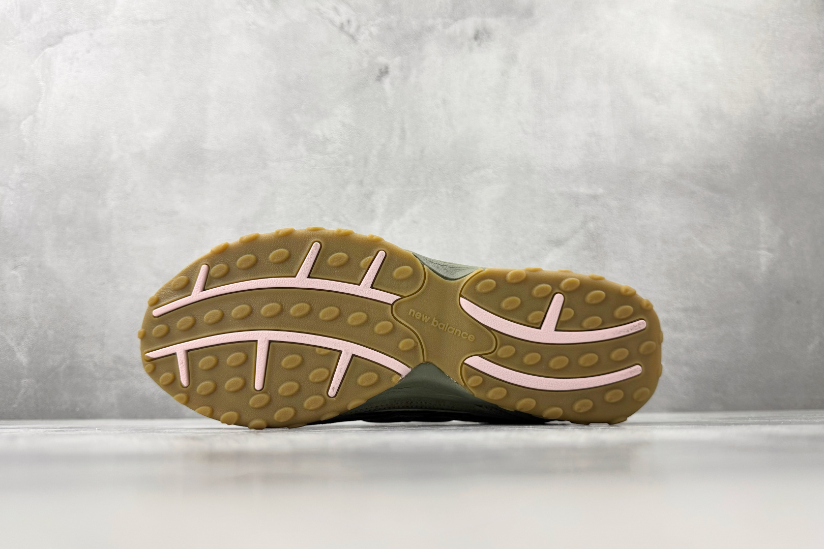 纯原出品 New Balance 204L Designed BY THE BEAST 绿色 U204L203-Top High Quatity Cheap Sneakers Fashion Clothing Clothes Bags handbags Shoes of all Brand wholesale With The best Quality And Beautiful Price from China Factory Chinese suppliers wholesaler seller 纯原出品 New Balance 204L Designed BY THE BEAST 绿色 U204L203