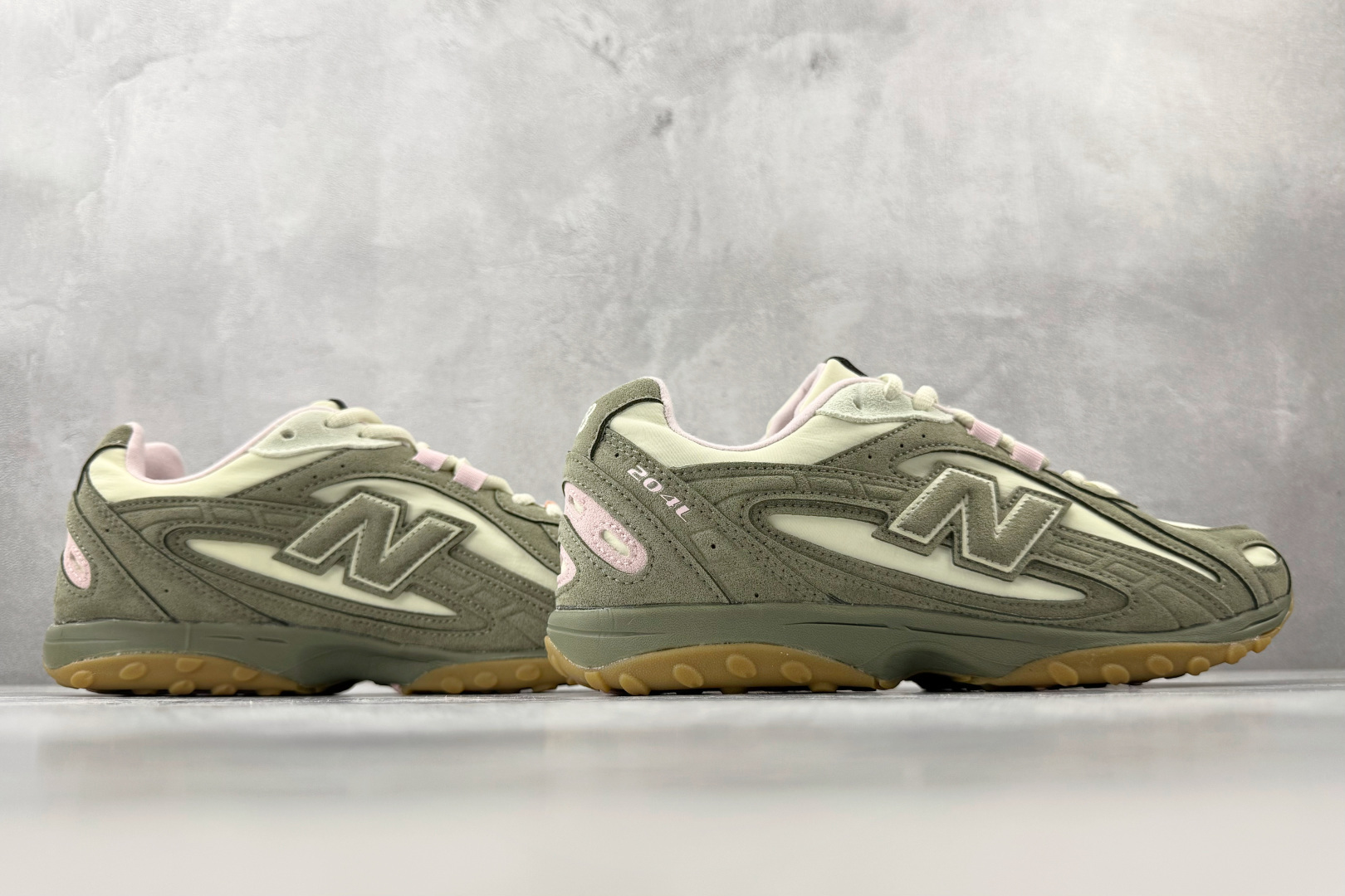 纯原出品 New Balance 204L Designed BY THE BEAST 绿色 U204L203-Top High Quatity Cheap Sneakers Fashion Clothing Clothes Bags handbags Shoes of all Brand wholesale With The best Quality And Beautiful Price from China Factory Chinese suppliers wholesaler seller 纯原出品 New Balance 204L Designed BY THE BEAST 绿色 U204L203